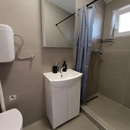 Apartment Kod Lenka Vir
