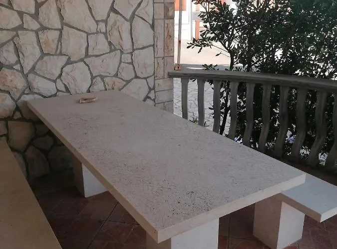 Kod Lenka Διαμέρισμα Vir